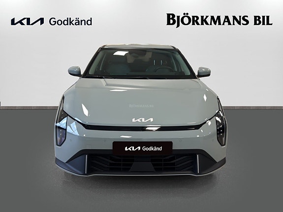 Kia EV4 2 of 15