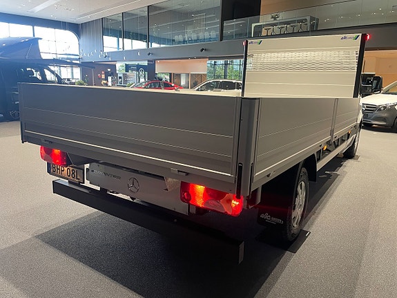Mercedes-Benz eSprinter 420 5 of 5