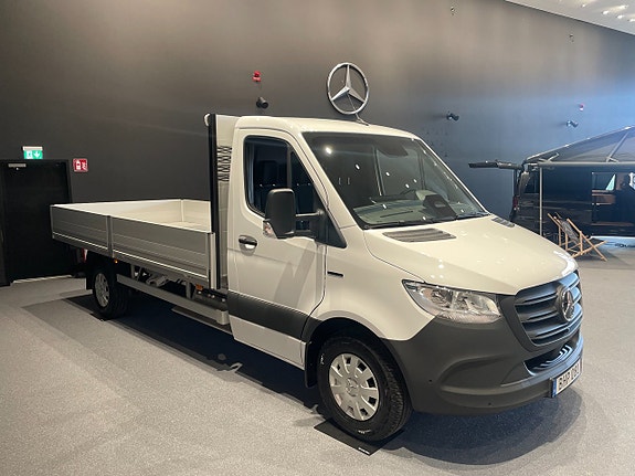 Mercedes-Benz eSprinter 420 4 of 5