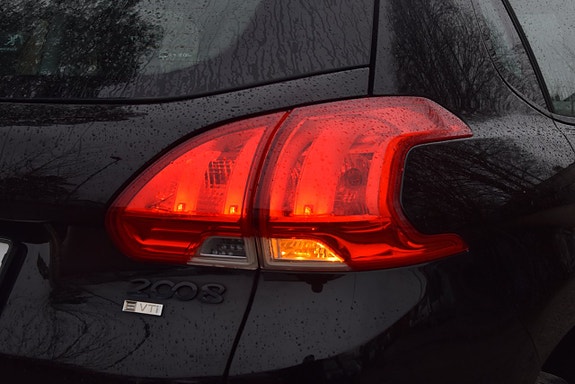 Peugeot 2008 18 of 19