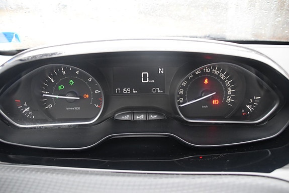 Peugeot 2008 14 of 19