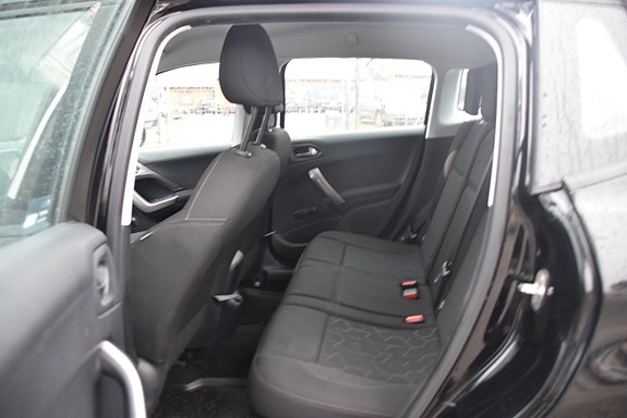 Peugeot 2008 10 of 19
