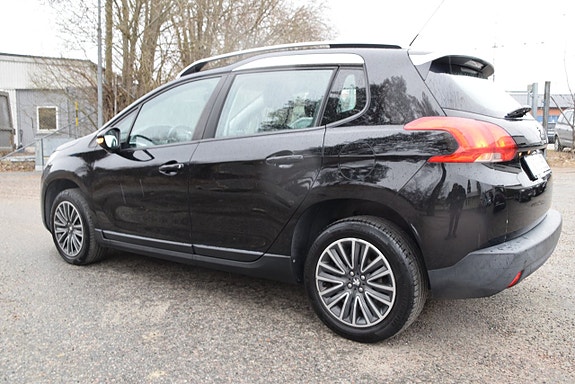 Peugeot 2008 6 of 19