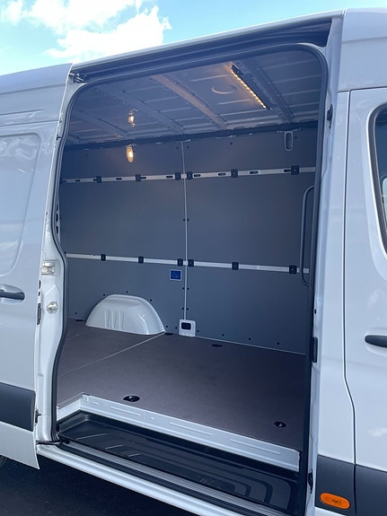Mercedes-Benz Sprinter 317 6 of 10