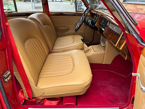 Jaguar Mark 2 17 of 30