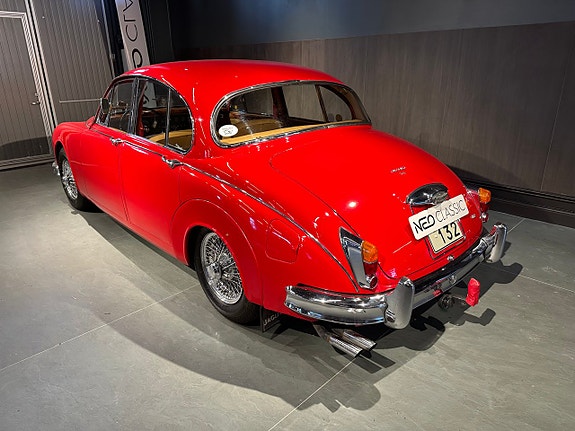 Jaguar Mark 2 7 of 30