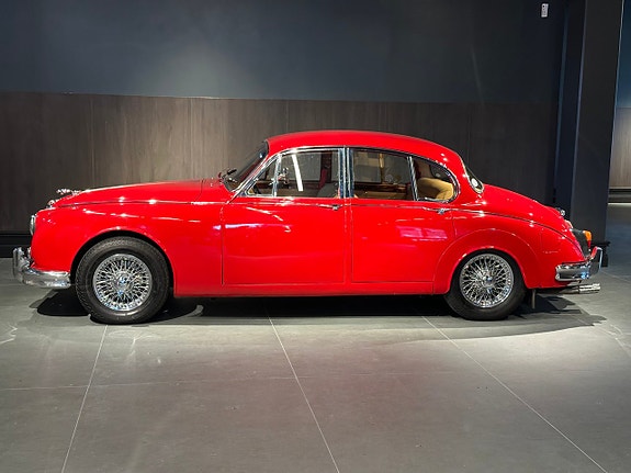 Jaguar Mark 2 2 of 5