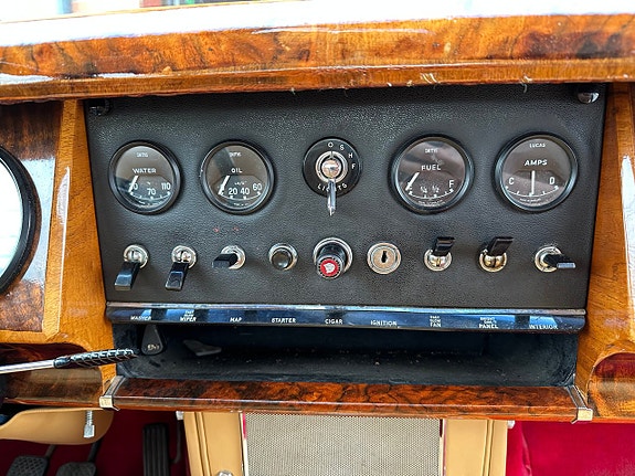 Jaguar Mark 2 23 of 30