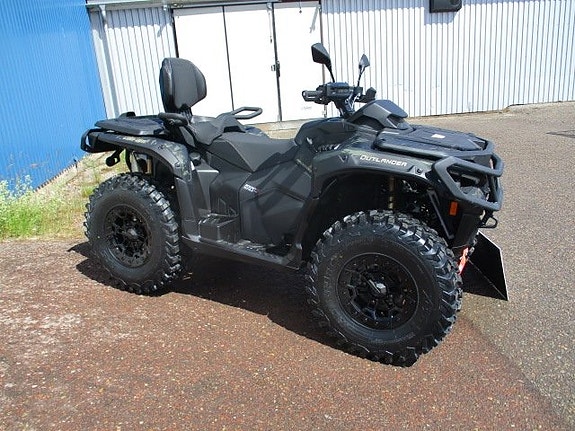 BRP Can-am Outlander Max Backcountry 1000R 2 of 4
