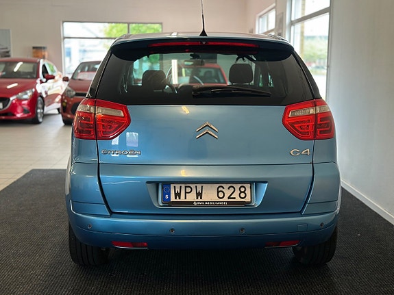 Citroen C4 Picasso 3 of 5