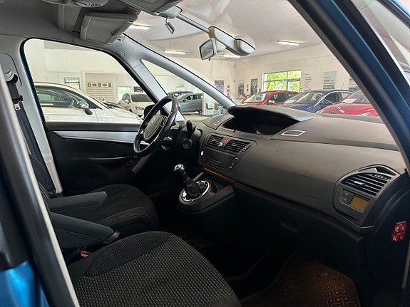 Citroen C4 Picasso 13 of 20