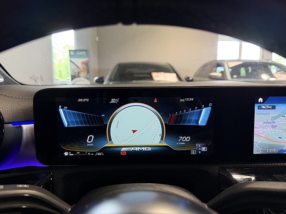 Mercedes-Benz CLA35 23 of 30