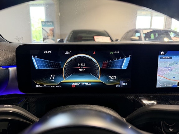 Mercedes-Benz CLA35 27 of 30