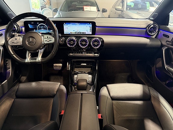 Mercedes-Benz CLA35 17 of 30