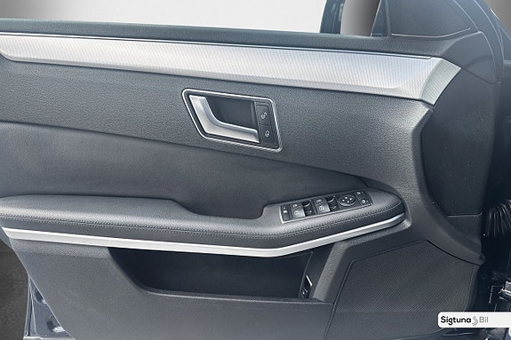 Mercedes-Benz E220 15 of 27