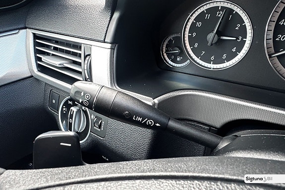 Mercedes-Benz E220 20 of 27