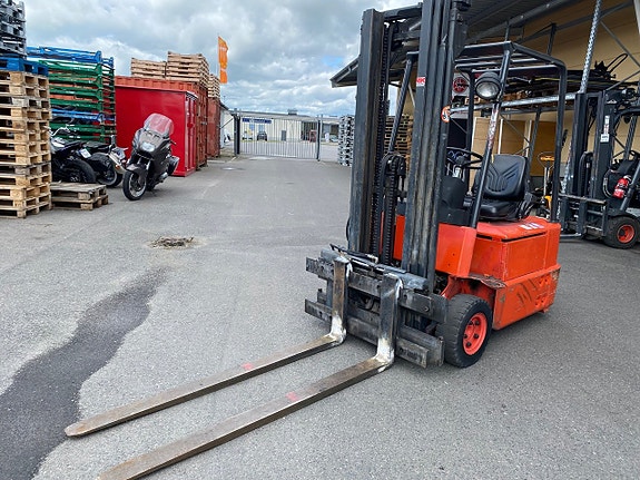 -- Linde E15 Truck 5 of 6