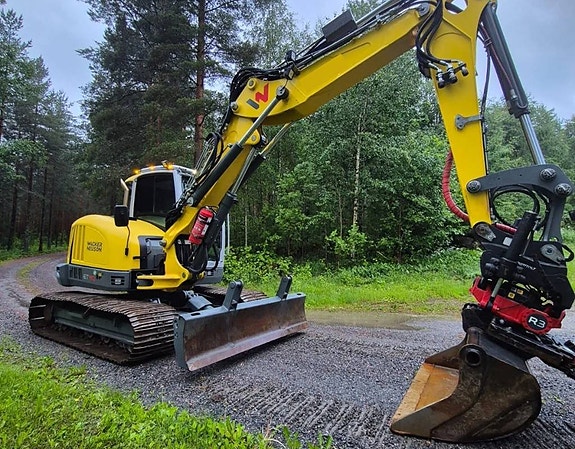 Wacker Neuson ET90 2 of 5