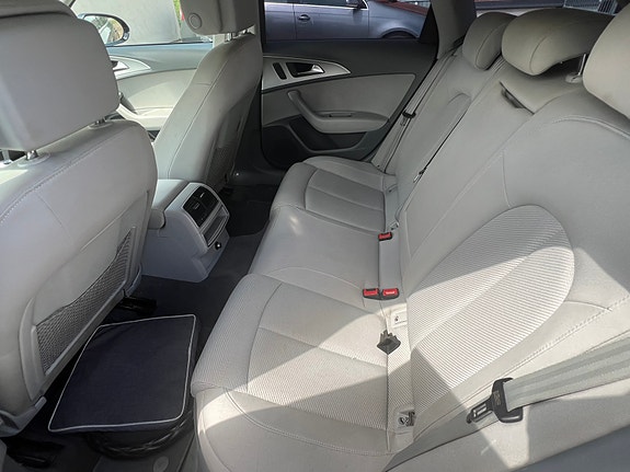 Audi A6 8 of 11