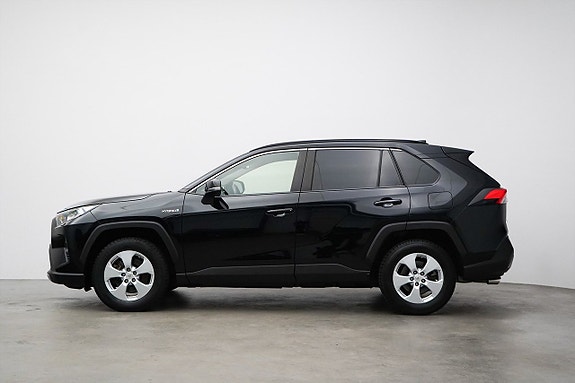 Toyota RAV4 3 of 5