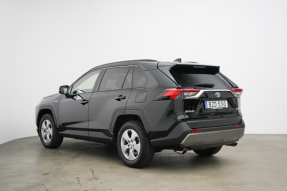 Toyota RAV4 4 of 5