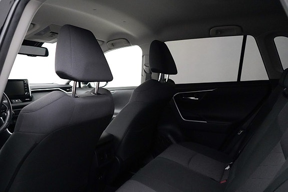 Toyota RAV4 7 of 23