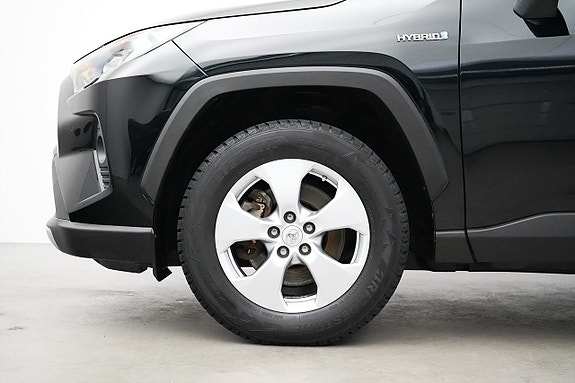 Toyota RAV4 2 of 5
