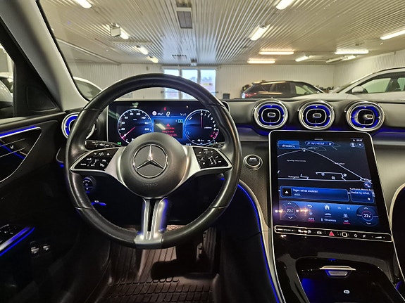 Mercedes-Benz C300 19 of 22