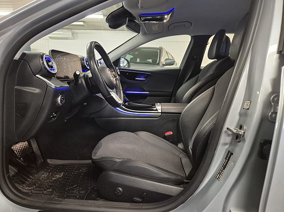 Mercedes-Benz C300 8 of 22