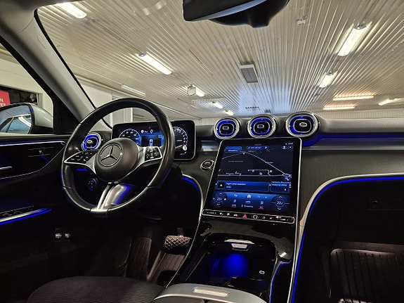Mercedes-Benz C300 14 of 22