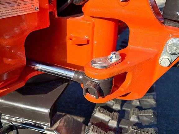 DELEKS M90SE, 900 kg minigrävare med svängbar bom 5 of 12