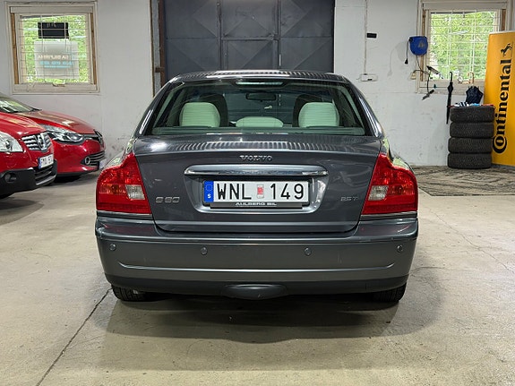 Volvo S80 5 of 5