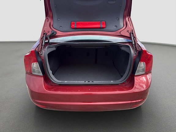 Volvo S40 17 of 19