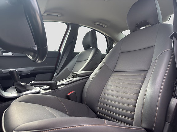 Volvo S40 9 of 19