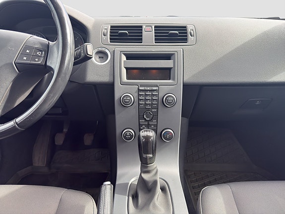 Volvo S40 13 of 19