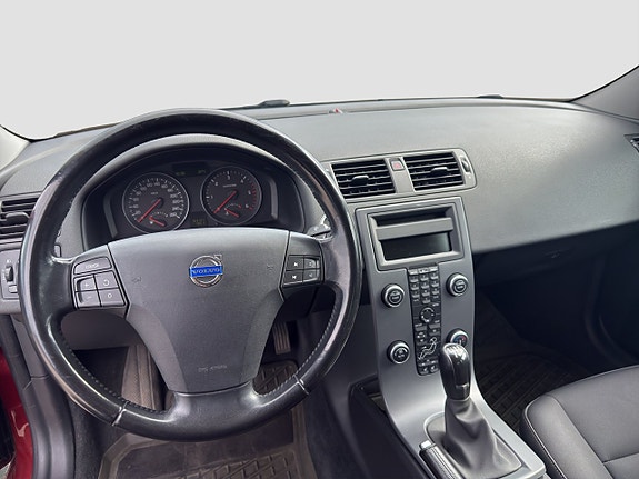 Volvo S40 10 of 19