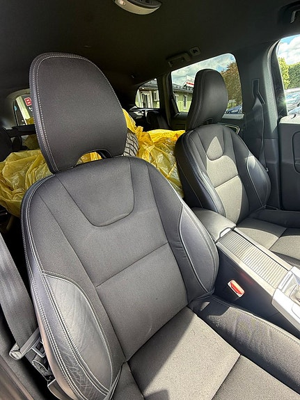 Volvo XC60 10 of 11