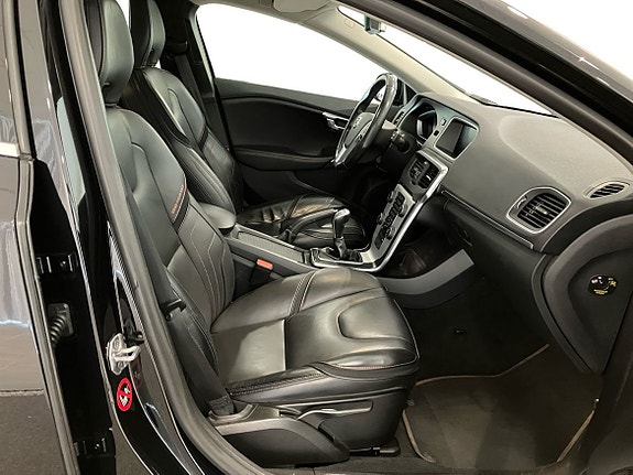 Volvo V40 5 of 14