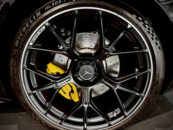 Mercedes-Benz AMG GT 63 23 of 25