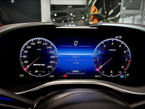 Mercedes-Benz AMG GT 63 9 of 25