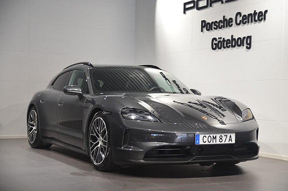 Porsche Taycan Sport Turismo 2 of 19