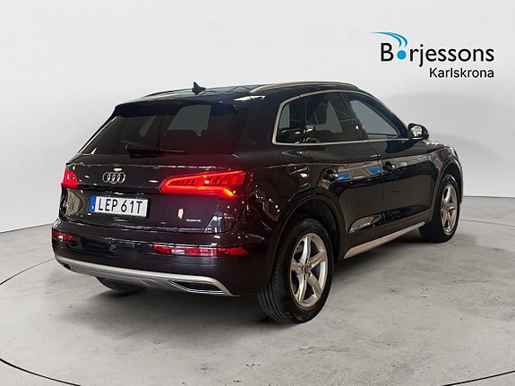 Audi Q5 3 of 5