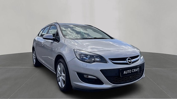 Opel Astra 3 of 5