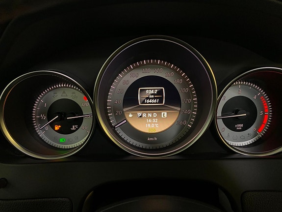 Mercedes-Benz C220 7 of 19