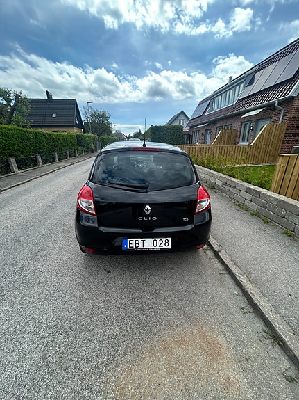 Renault Clio 3 of 5