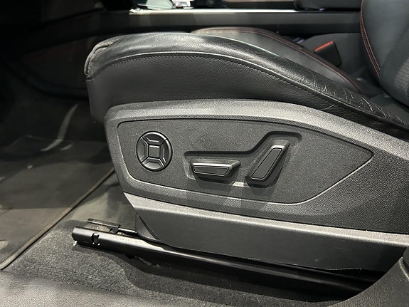 Audi Q8 e-tron 8 of 19