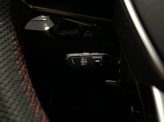Audi Q8 e-tron 13 of 19