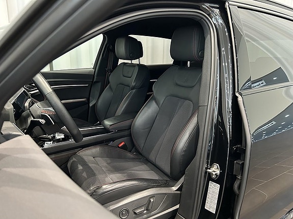 Audi Q8 e-tron 7 of 19