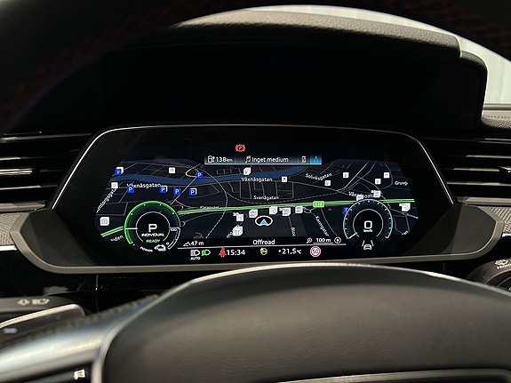 Audi Q8 e-tron 14 of 19