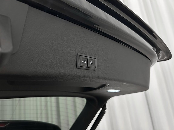 Audi Q8 e-tron 5 of 5